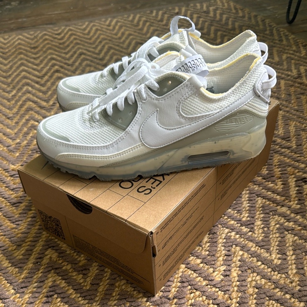 Nike Air Max Terrascape 90 Triple White